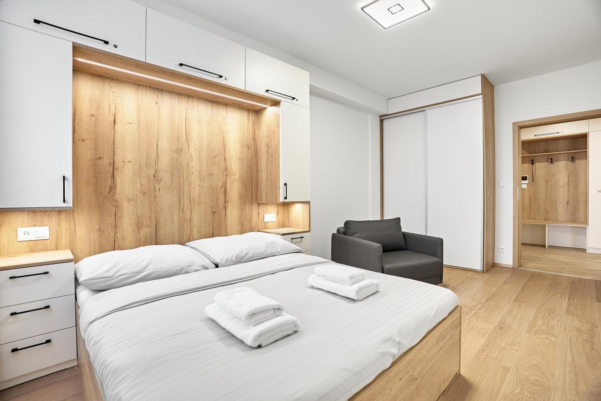 Apartament C L E A N O V E C By Mountain Ways Loučná pod Klínovcem Zewnętrze zdjęcie