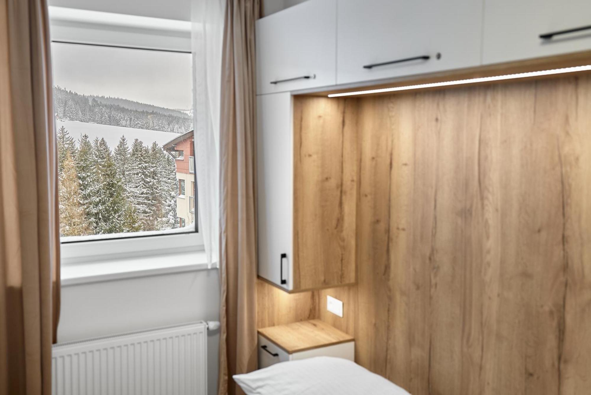 Apartament C L E A N O V E C By Mountain Ways Loučná pod Klínovcem Zewnętrze zdjęcie